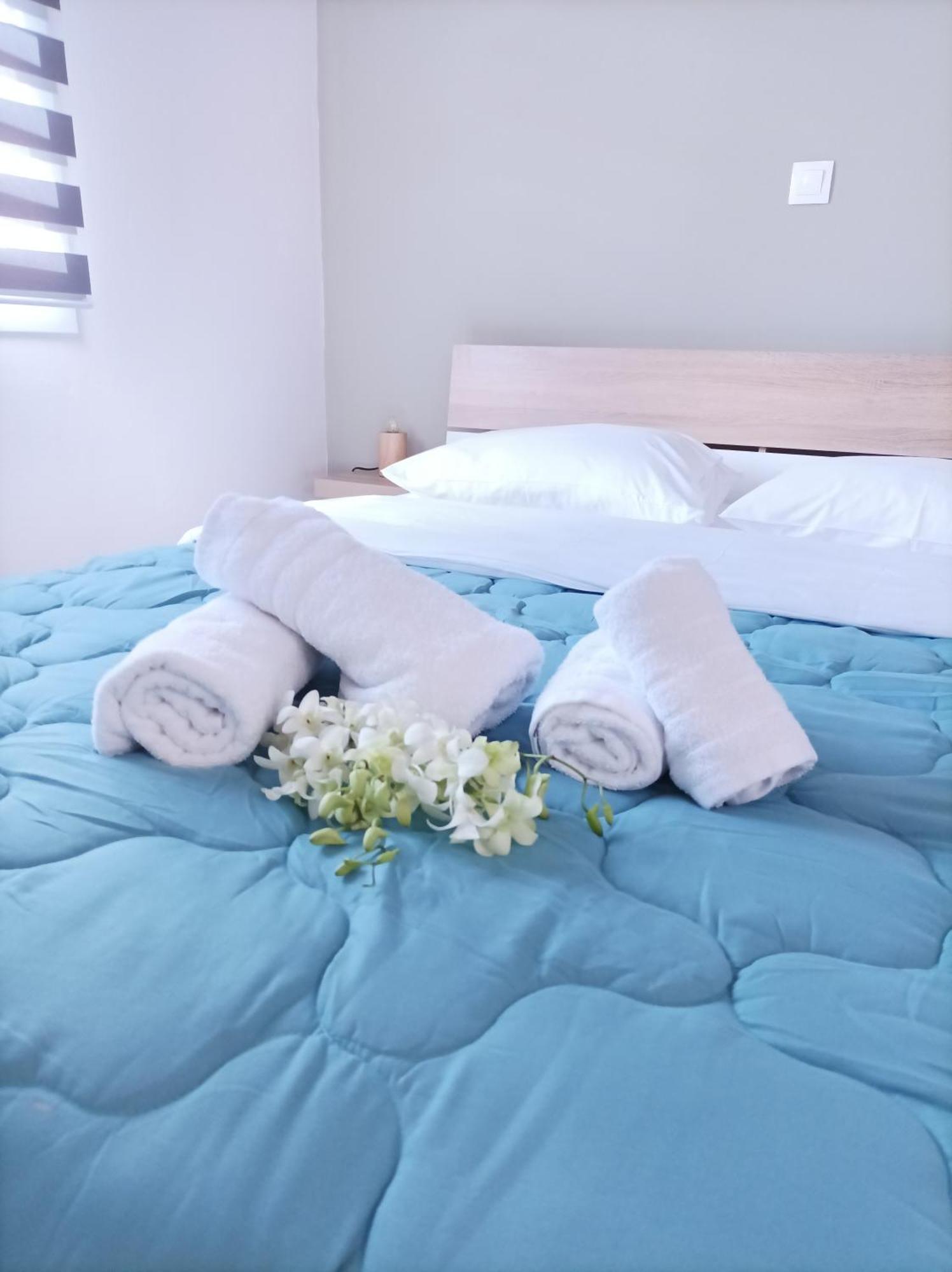 V&E'S Apartments Pigadhia  المظهر الخارجي الصورة